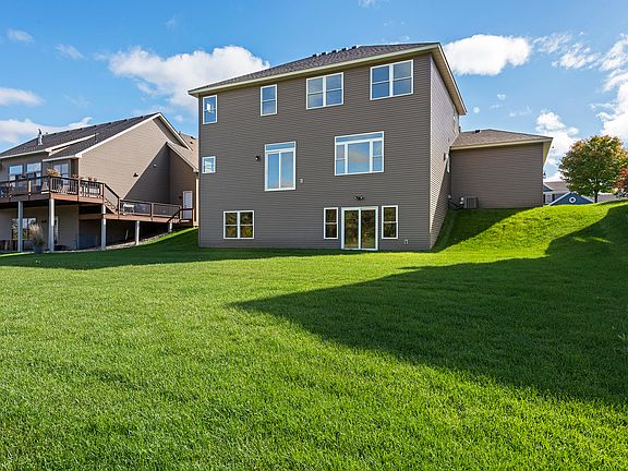 5th image of 1108 Acorn Way