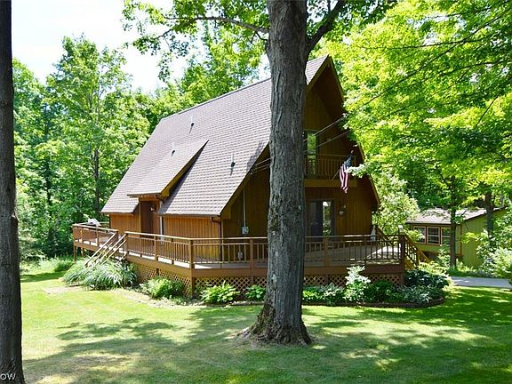 3rd image of 14731 Evergreen Dr