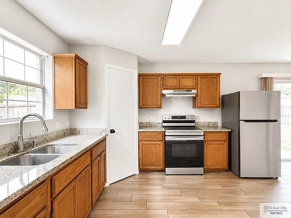5th image of 2460 Munich St