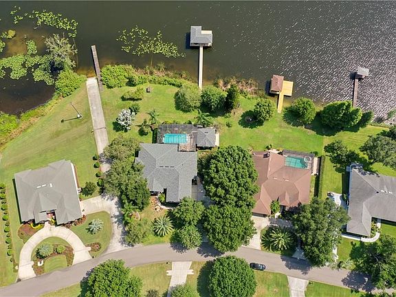 4th image of 258 Bayberry Dr