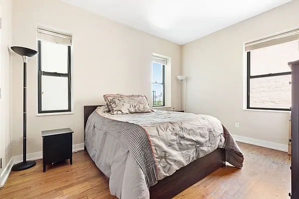 Rented by Compass | media 16