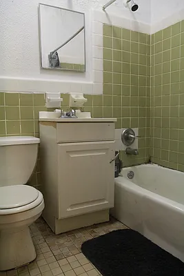 Rented by Rennit Inc. | media 21