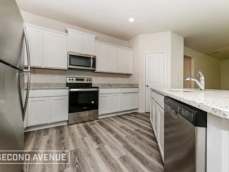 344 Oliver Dr — Photo 6