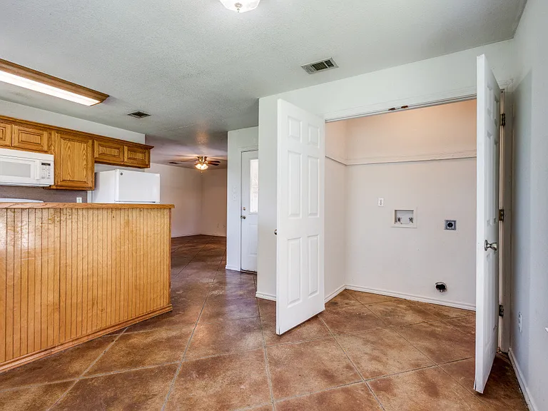505 S Louisiana St #505 — Photo 2