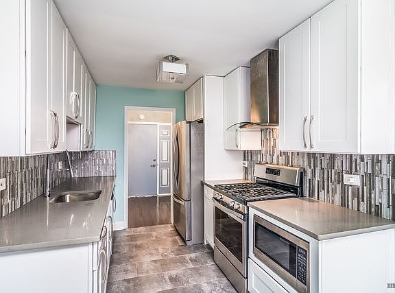 4th image of 17308 Thornwood Ct