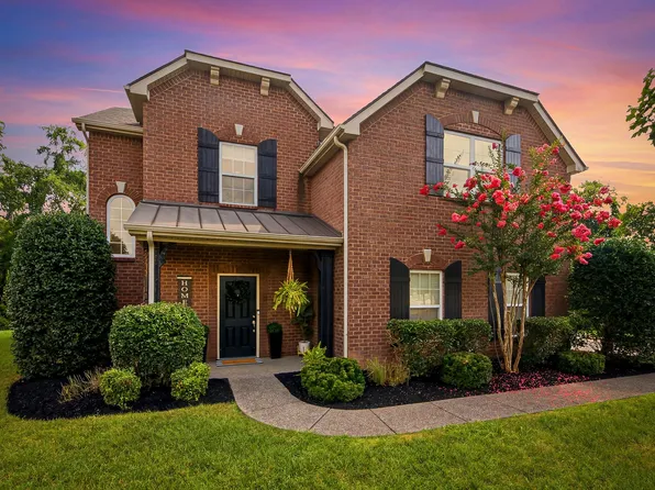 162 Sandpiper Cir, Hendersonville, TN 37075