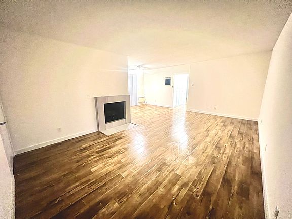 3rd image of 3344 S Canfield Ave #206