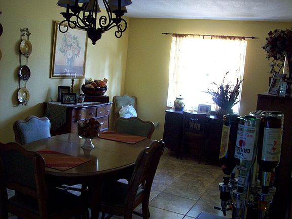 5th image of 2330 Waccassa St