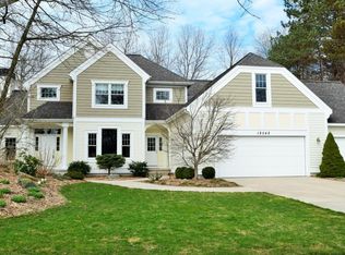 18048 Wildwood Springs Pkwy, Spring Lake, MI 49456