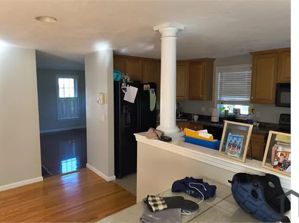 7 Newbury Dr Unit 7, Pembroke, MA 02359