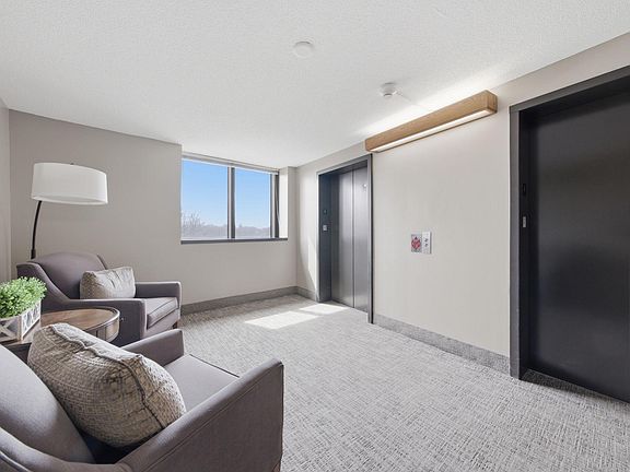 5th image of 1181 Edgcumbe Rd APT 411