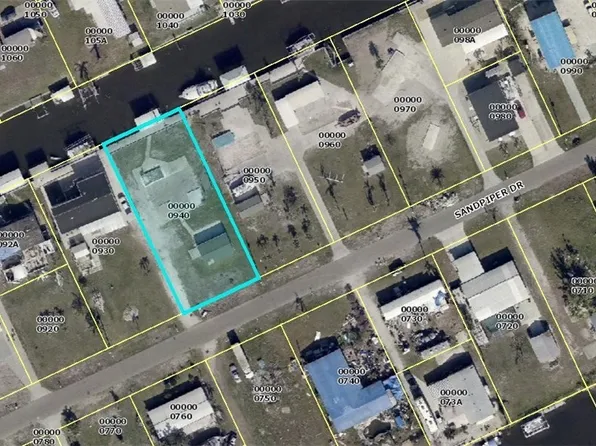 4976 Sandpiper Dr, Saint James City, FL 33956