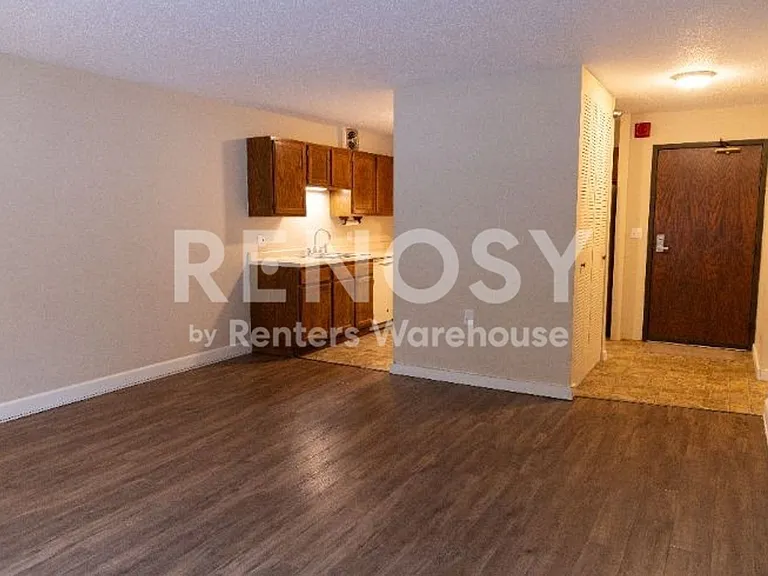 6615 Lake Shore Dr S #115 — Photo 13