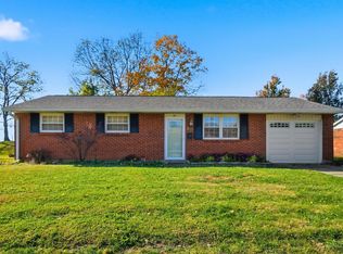 705 Katherine Ave, Lebanon, OH 45036