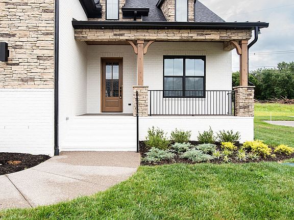 3rd image of 2928 Carisbrooke Dr Lot 171