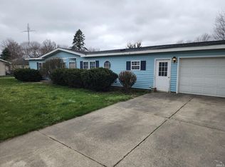 405 N High St, Walton, IN