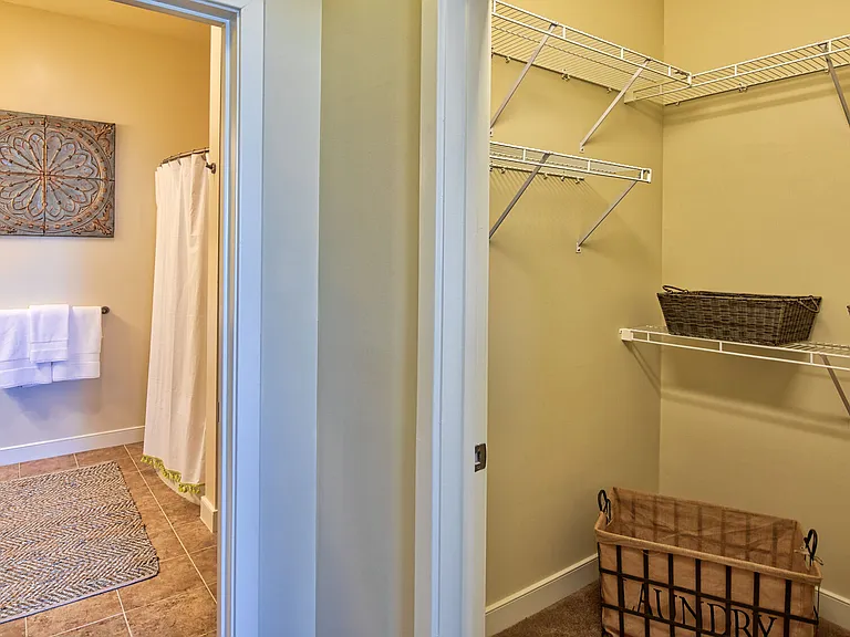 Solace Apartments — Photo 31