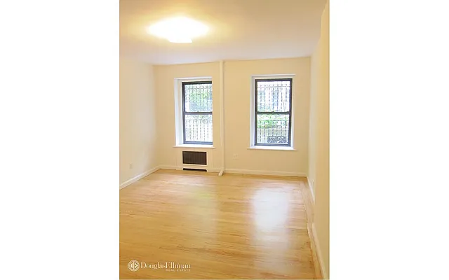 Rented by Douglas Elliman | media 10