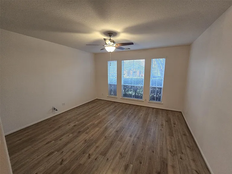 19427 Egret Wood Way — Photo 6