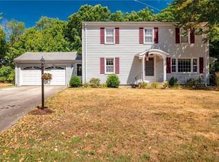 19 Thomas Leighton Blvd, Cumberland, RI 02864