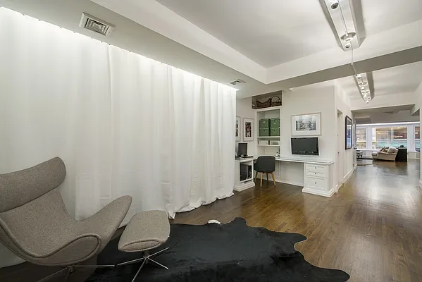 Sold by Nest Seekers International | media 9