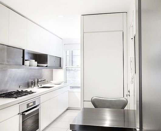 3rd image of 935 Park Ave #9B