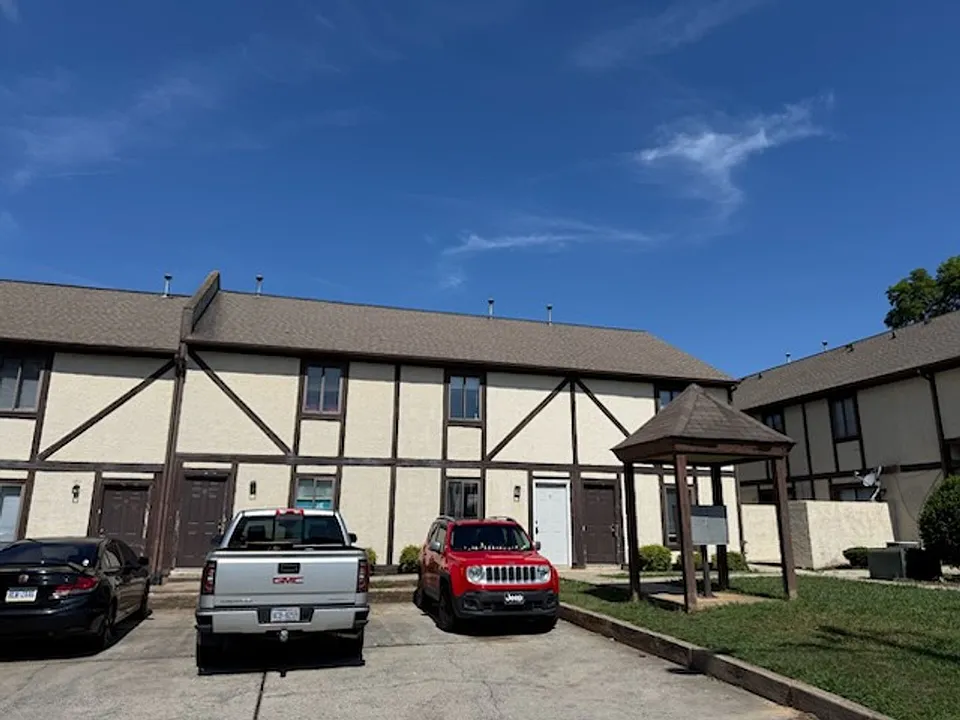 605 Sunset Ave
