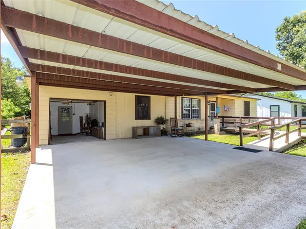 165 County Road 2359, Liberty, TX 77575