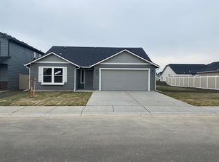 507 Olympic Ave, Moxee, WA 98936