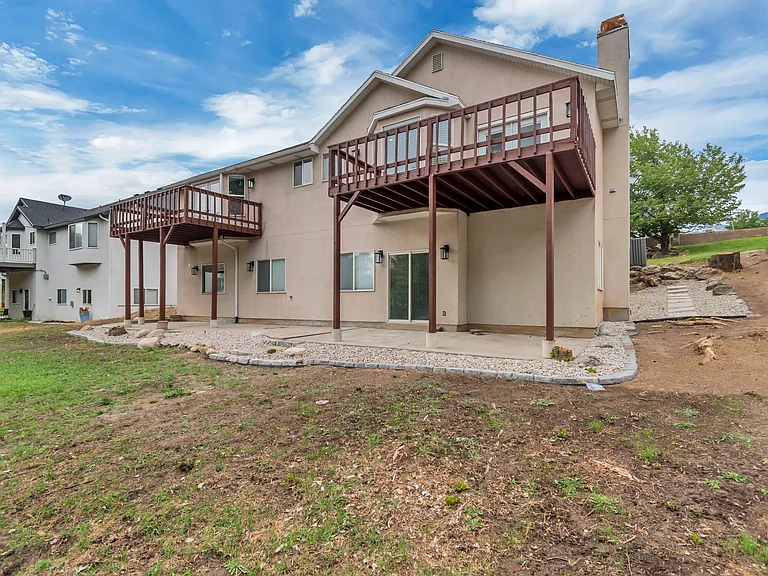 2154 E Wasatch Blvd — Photo 35