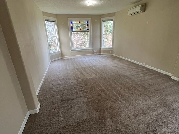 2nd image of 18148 S Holly Ln