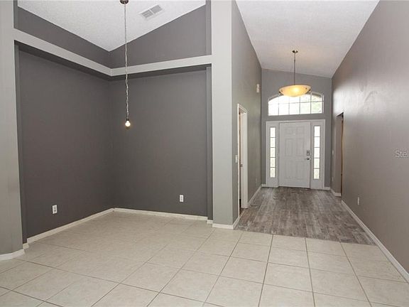 4th image of 2987 Joseph Cir