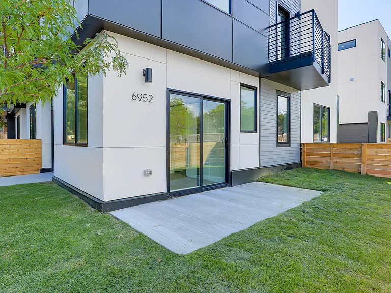 6958 W 13th Ave — Photo 2
