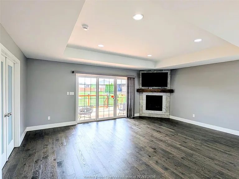 1192 Copeland Ave — Photo 9