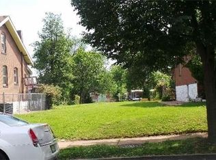 4820 Lee Ave, St Louis, MI 63115