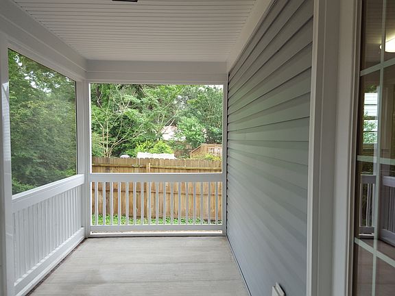 4th image of 3528 Forest Haven Ln