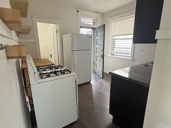 4th image of 3008 W Cullom Ave Unit 1E
