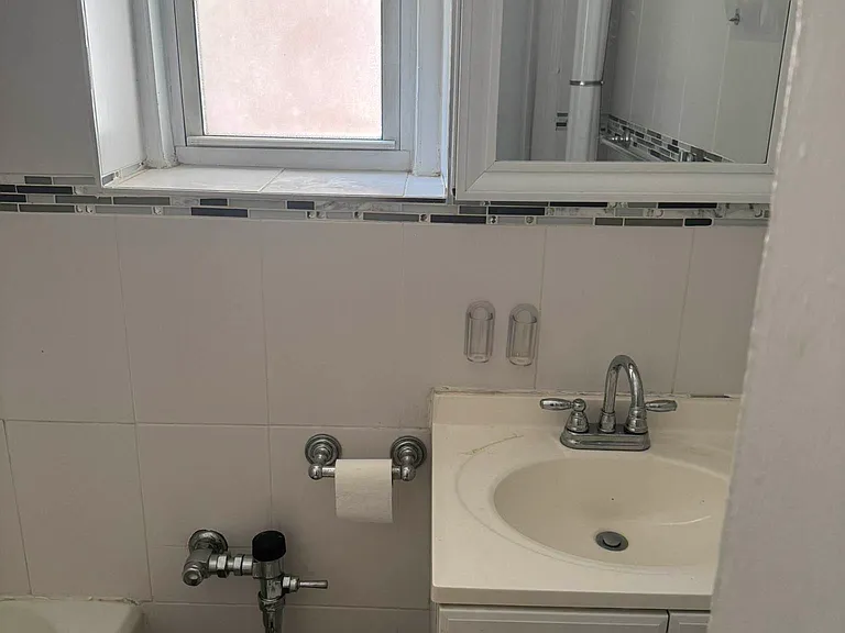 114-20 Queens Blvd #4 — Photo 12