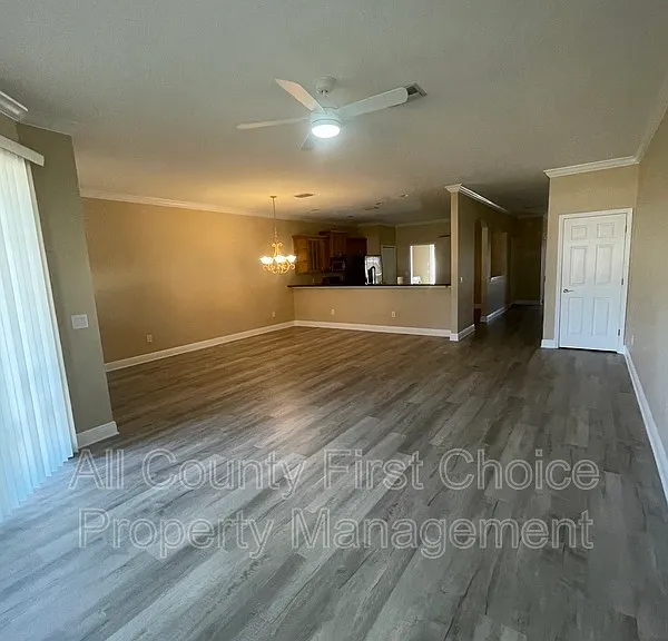 9718 Taylor Rose Ln — Photo 7