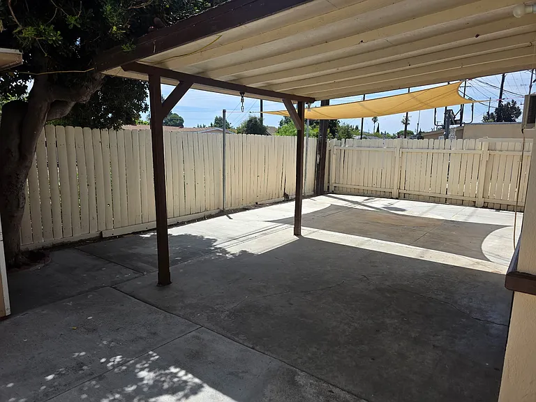 938 S Gilbuck Dr #E — Photo 13
