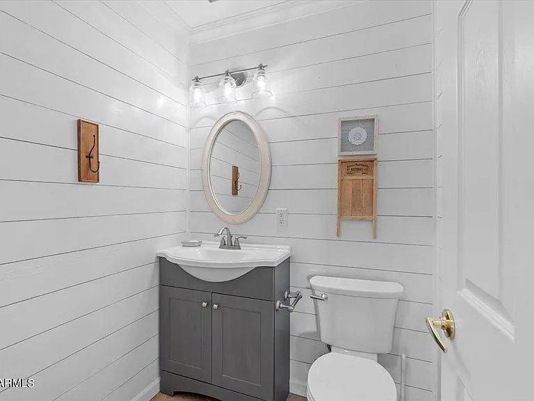 15257 W Hearn Rd — Photo 23