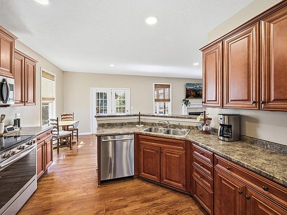 5th image of 2 Paris Rd