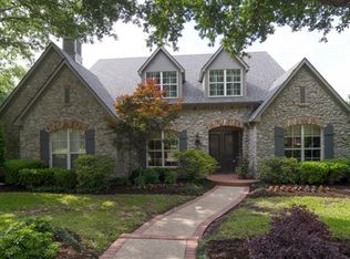 518 Country Ln, Coppell, TX 75019