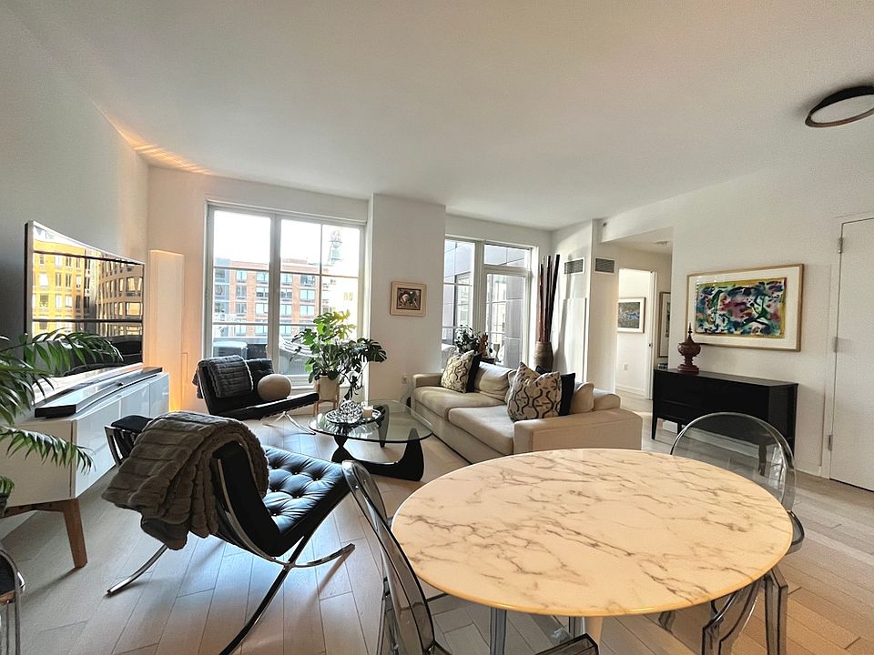 1st image of 535 W 43rd St Unit North 12g