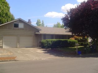 2405 8th St, Springfield, OR 97477