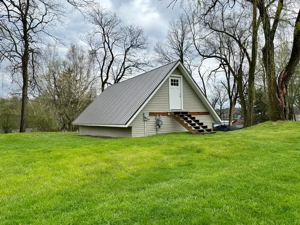 4675 Alden Dr, Holly, MI 48442