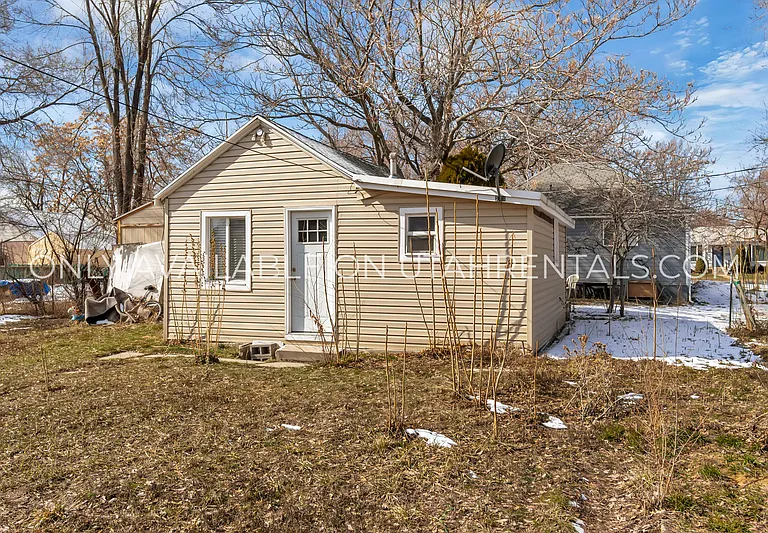 1075 S Jeremy St #2 — Photo 4