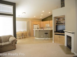 289 Fallen Leaf Ln, Fernley, NV 89408