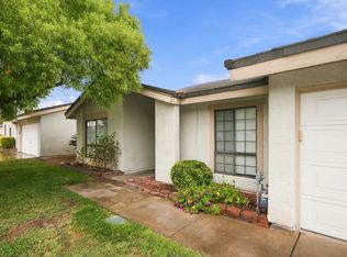5704 Pearldrop Ave, Las Vegas, NV 89107