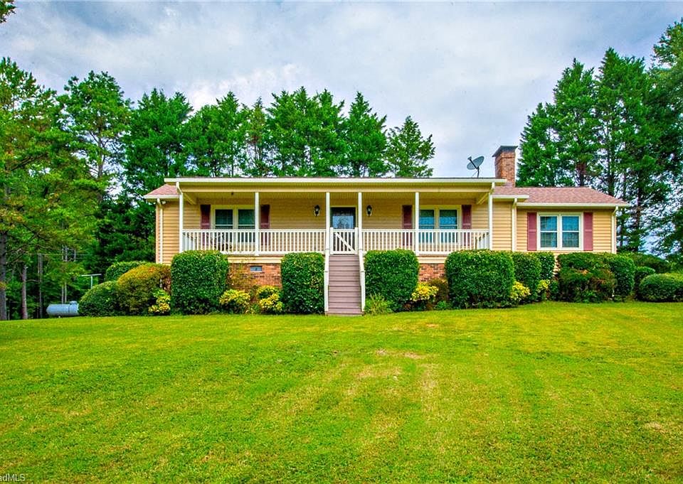 1st image of 487 Mountain Brook Rd
